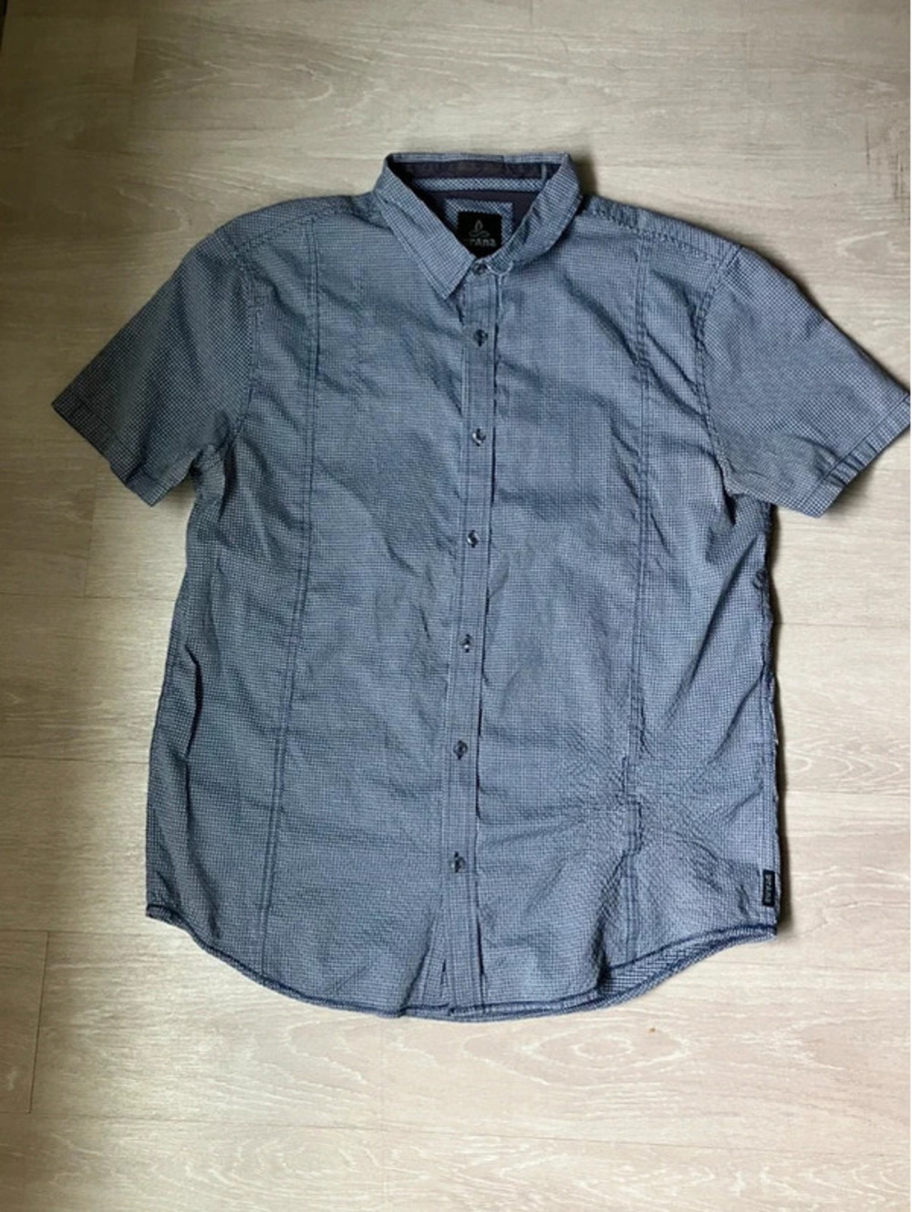 prAna Mens XL Short Sleeve Button Up Shirt Navy White Geometric Hiking Gorpcore